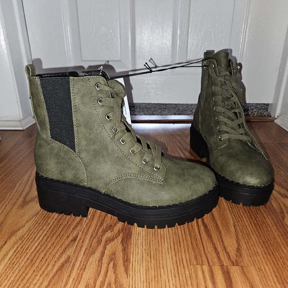 Indigo rd olive green combat boots - Picture 2 of 10